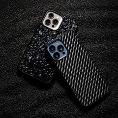 Genuine Carbon Fiber Lightweight Magnetic Drop-proof Phone Case  For iPhone 17/  16 / 15 / 14 Pro Max