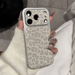 Leopard print phone case Case for iPhone 17 Pro Max
